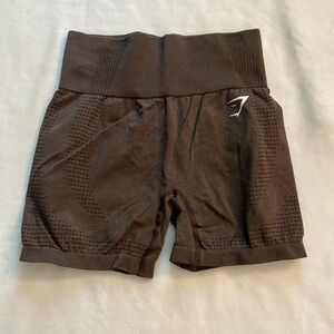 GYMSHARK SHORTS!